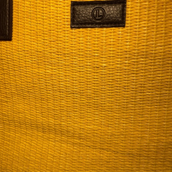 Lancôme pouch never worn. - Picture 2 of 3